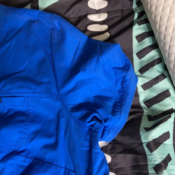 Scrub top - Picture 4 of 4